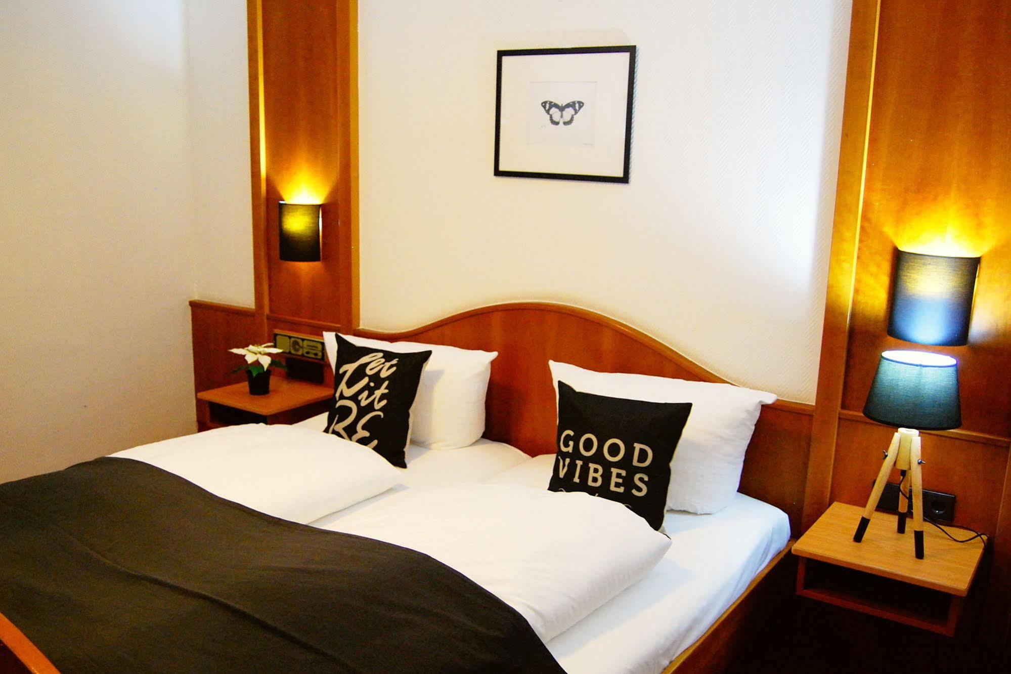 Parkhotel Bergheim Экстерьер фото